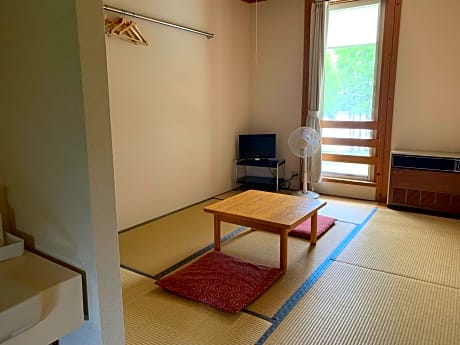 Japanese Style Room - Non Pet Friendly