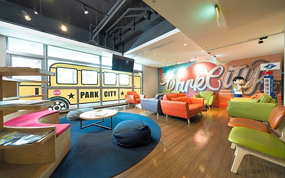 Park City Inn & Hostel - Yonghe Taipei
