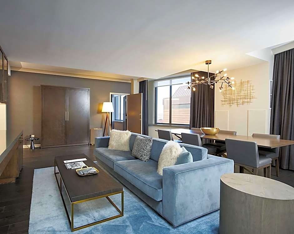 The Lofton Hotel Minneapolis, Tapestry Collection by Hilton