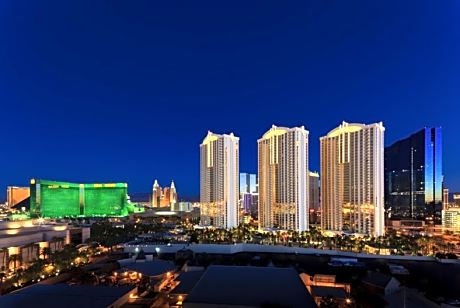 The Signature At Mgm Grand Las Vegas Las Vegas Hotels Nv At