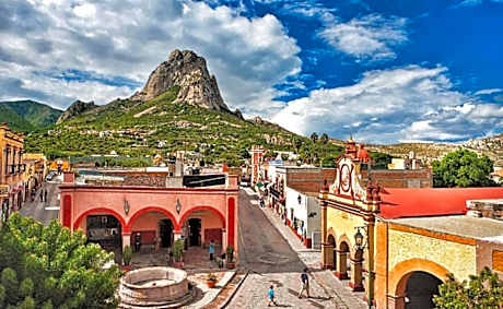 Hotel Guadalupe Bernal