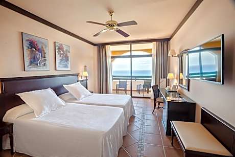 Double Room with Sea View (2 Adults + 1 Child)