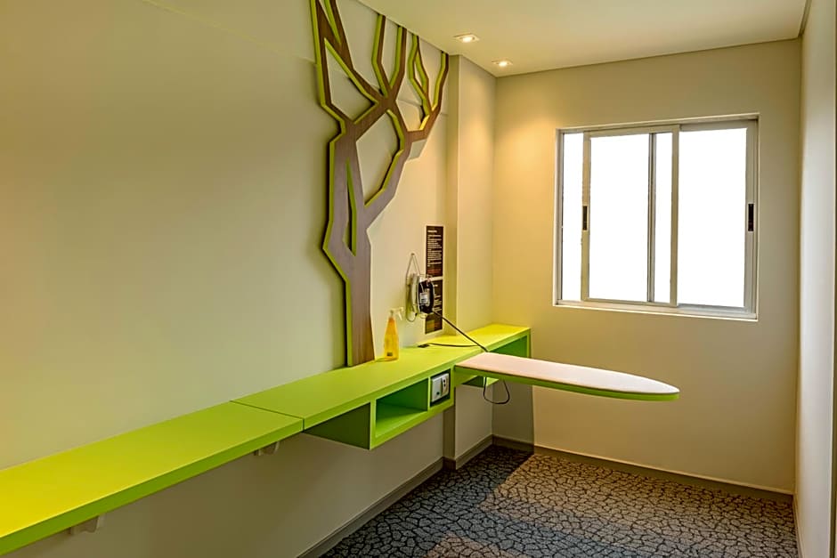 ibis Styles Curitiba Centro Civico