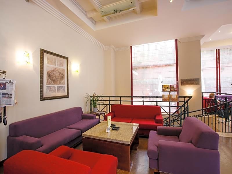 Arena Di Serdica Hotel