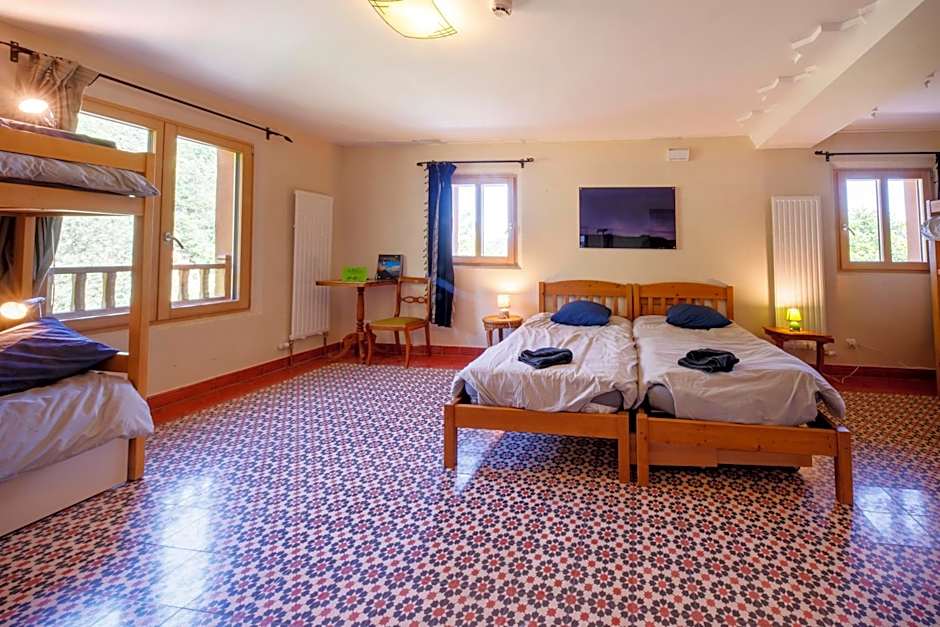 Eco-hôtel et Yourtes du Mercantour