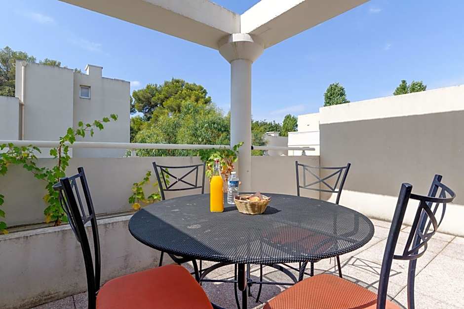 Comfort Aparthotel Six-Fours
