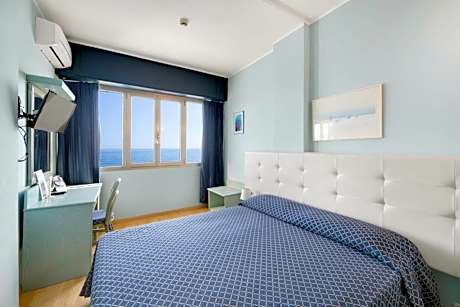 Classic Double Room with Sea View
