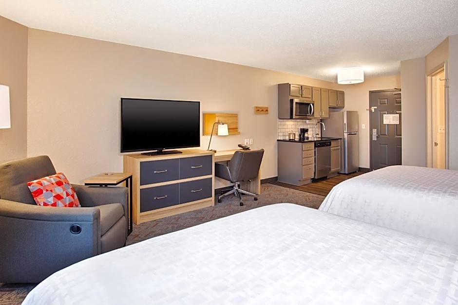 Candlewood Suites Kenosha By IHG