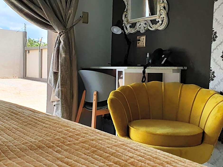 SEA WATER BOUTIQUE LODGE in Mankweng unit G