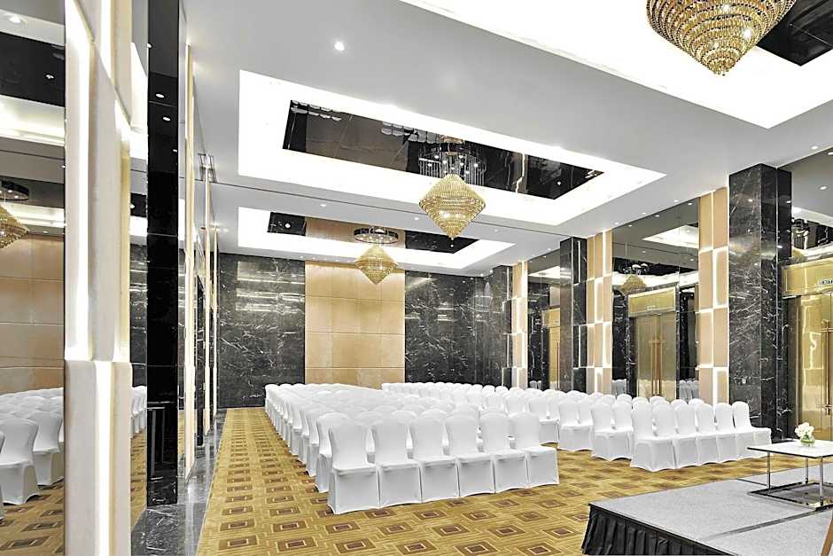 Renaissance Lucknow Hotel