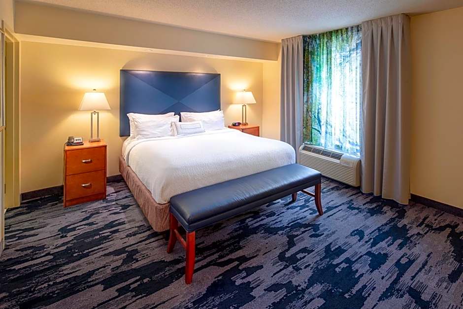 Fairfield Inn & Suites by Marriott South Boston