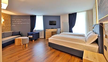 Superior Junior Suite