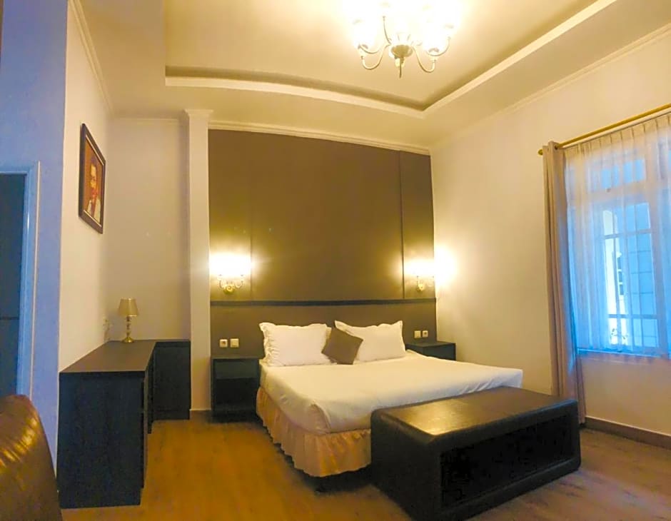 Hotel Purnama Lenggang