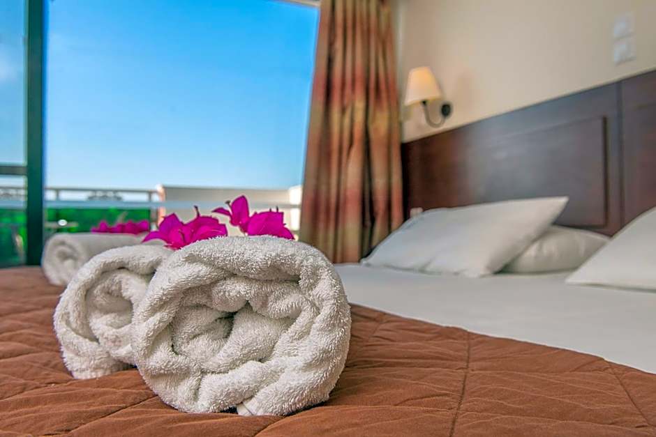 Caretta Beach Resort & WaterPark