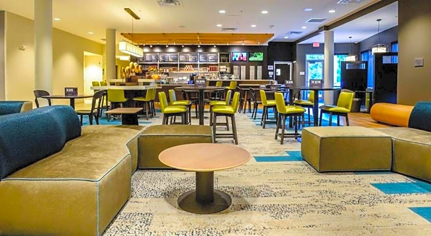 Courtyard by Marriott Lake Charles