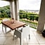 Altissimo Symphony Guesthouse