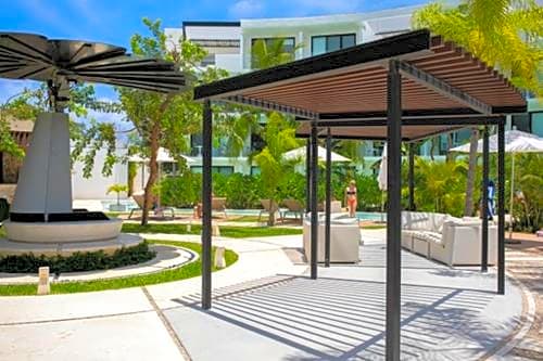 Luxury Complex Central Park