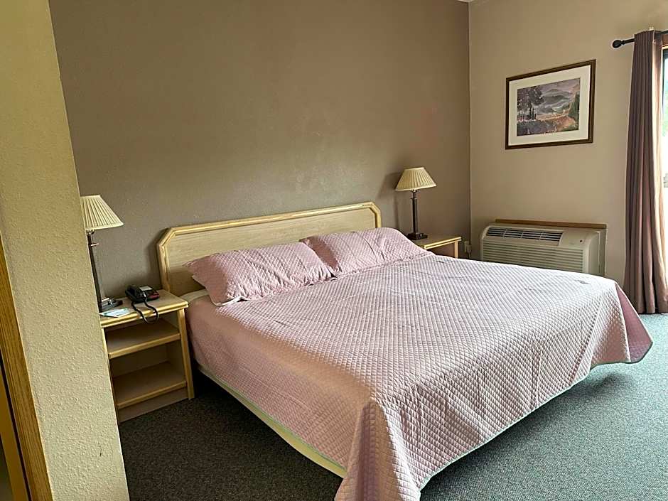Timber Lodge Inn