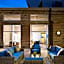 Vivian Apartments