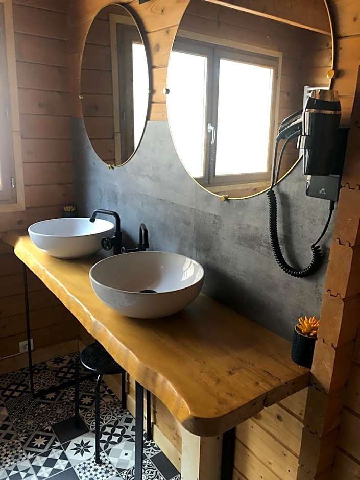 Les Chalets De Lozzi