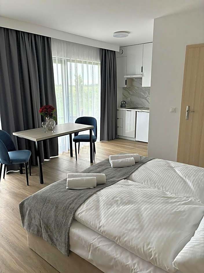 Hotel i Apartamenty Gorzelanny Dźwirzyno
