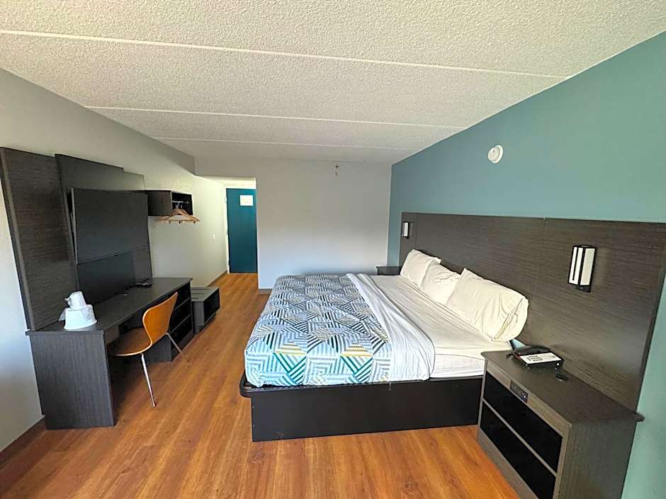 Motel 6-East Syracuse, NY