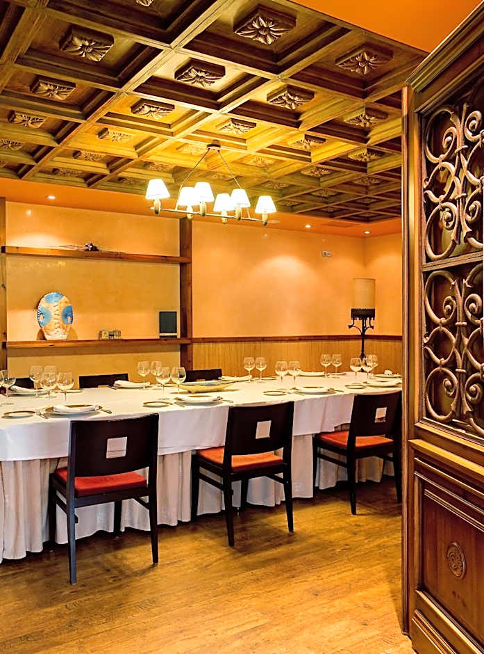 Oca Palacio De La Llorea Hotel & Spa