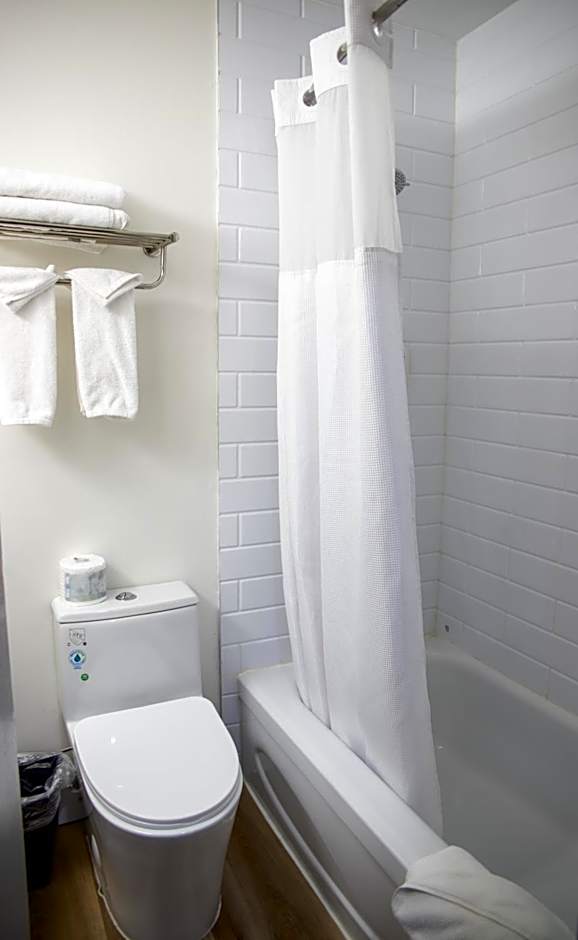 Ramada by Wyndham Dawson Creek