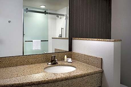 Room, 2 Queen Beds (Hearing Accessible) (2 Queen Beds)