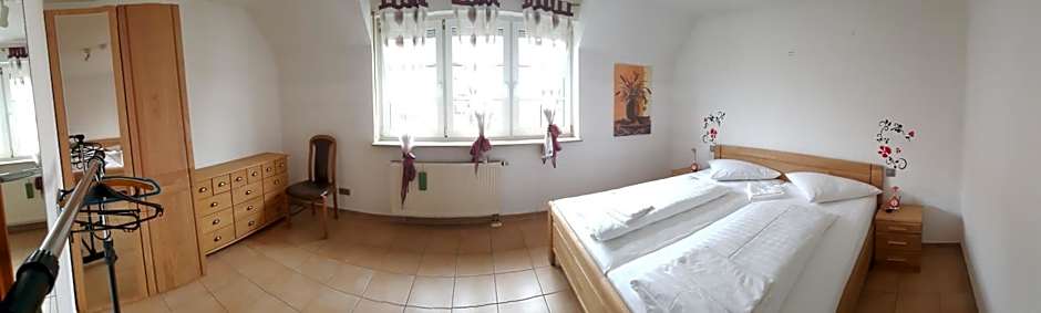 Adler Gaststube Hotel Biergarten