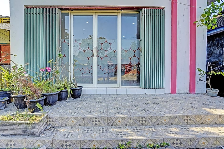 OYO LIFE 91594 Bungah Residence Syariah