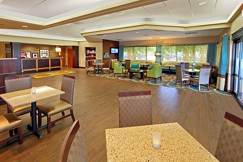 Hampton Inn By Hilton Hagerstown