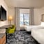 Fairfield by Marriott Inn & Suites Kansas City at The Legends