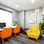 Holiday Inn Express & Suites Sacramento NE Cal Expo By IHG