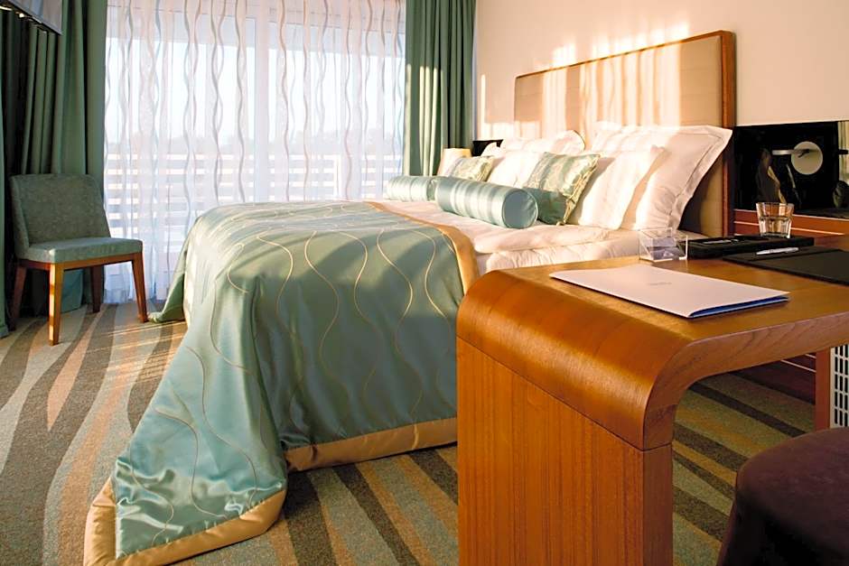 Hotel Navis