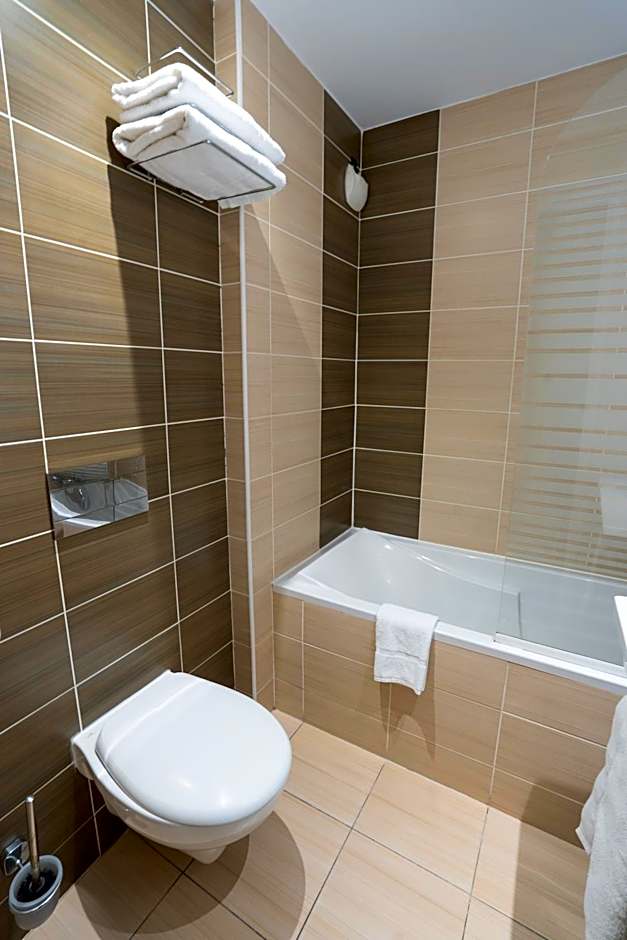 Kyriad Montpellier Sud - A709