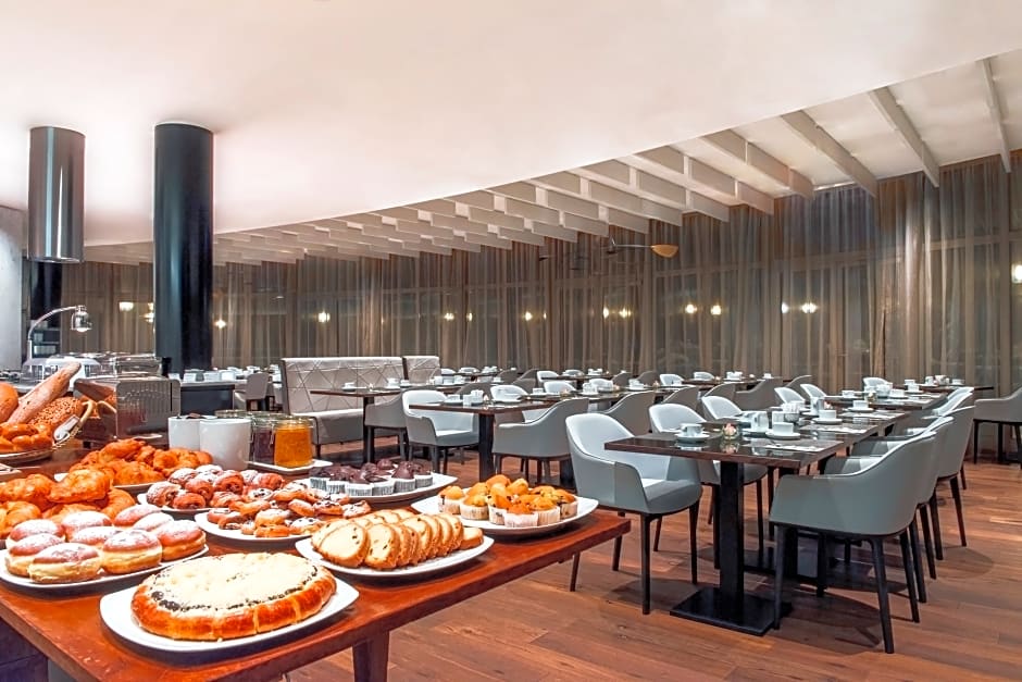 NH Collection Prague