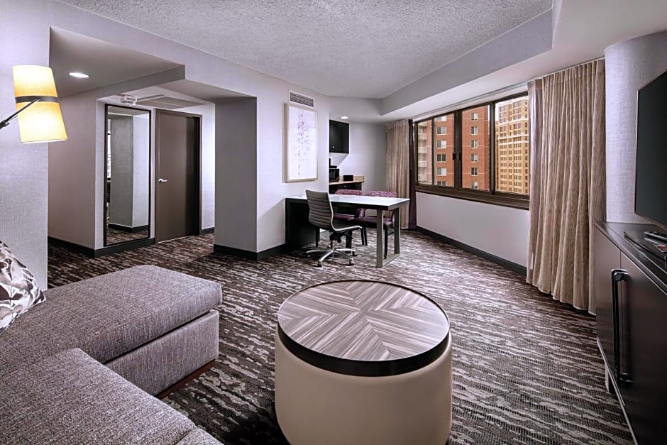 Embassy Suites By Hilton Crystal City - National Airport