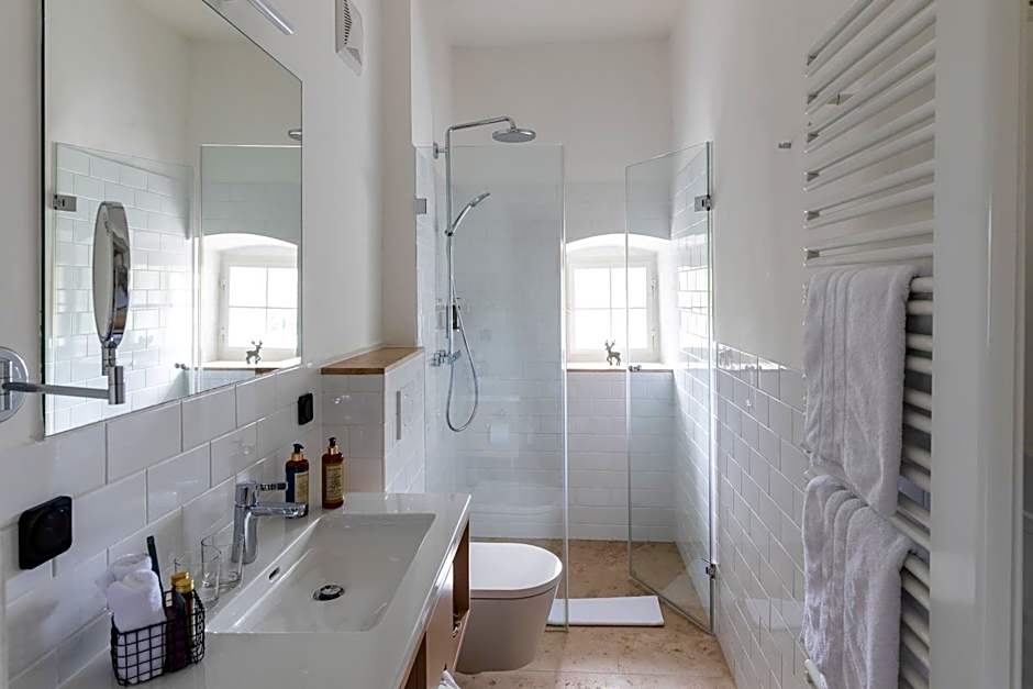 Boutique Hotel Zum Oberjäger, Schloss Lackenbach