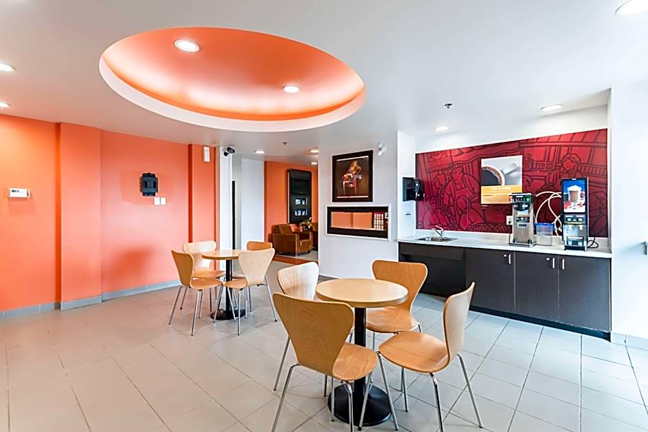 Motel 6-Moosomin, SK