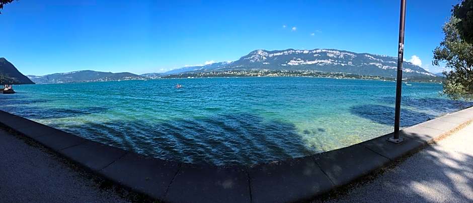 Antre Lacs