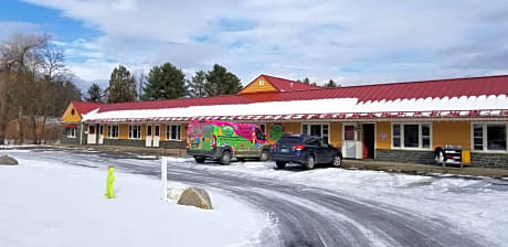 Middlebury Sweets Motel