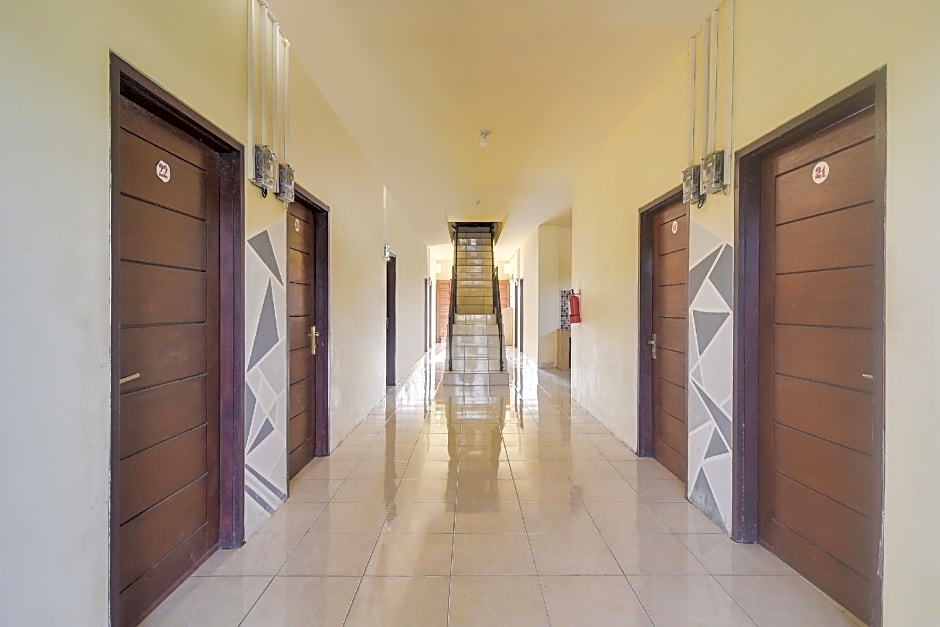 Hotel O Priska Kost Dan Homestay