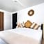 Kata Station Boutique Hotel, Kata Beach