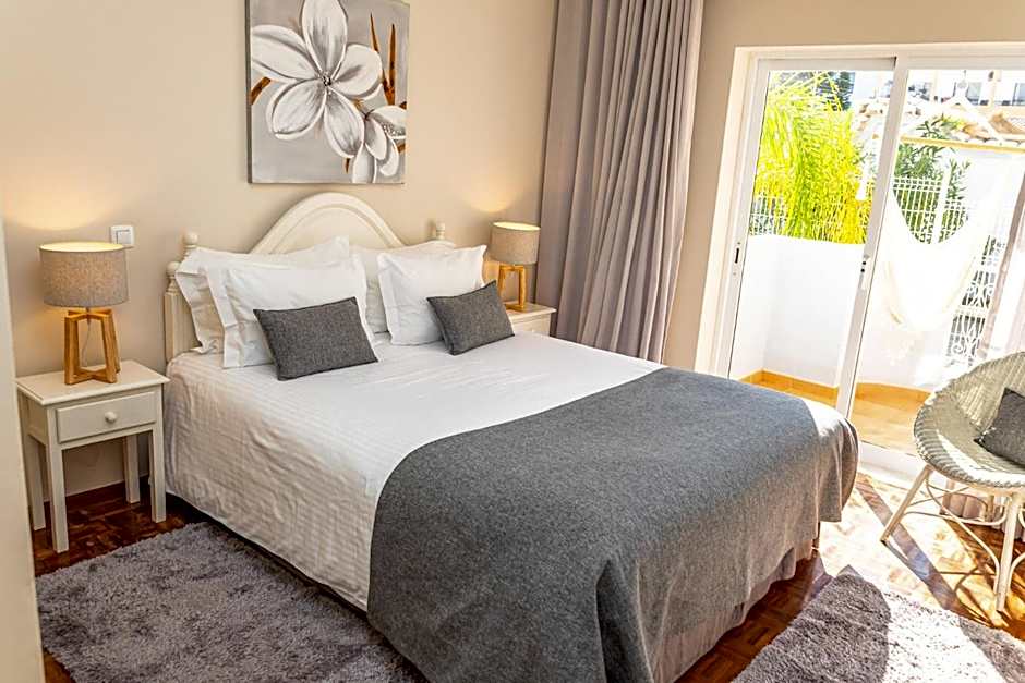 Giramar Apartamentos Turisticos