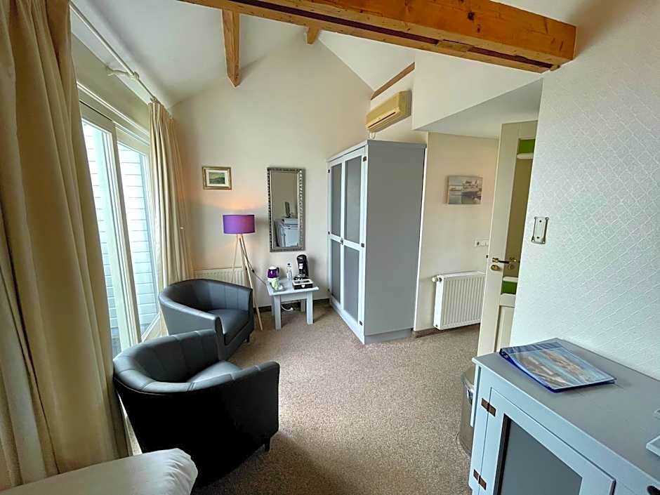 Havenhotel At Sea Texel