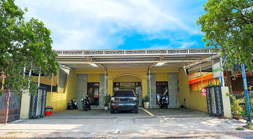 Flagship 90723 Berlima Guest House Syariah