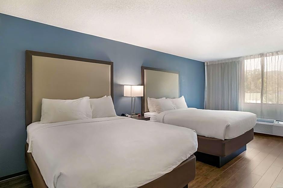 Clarion Hotel Conference Center Maggie Valley