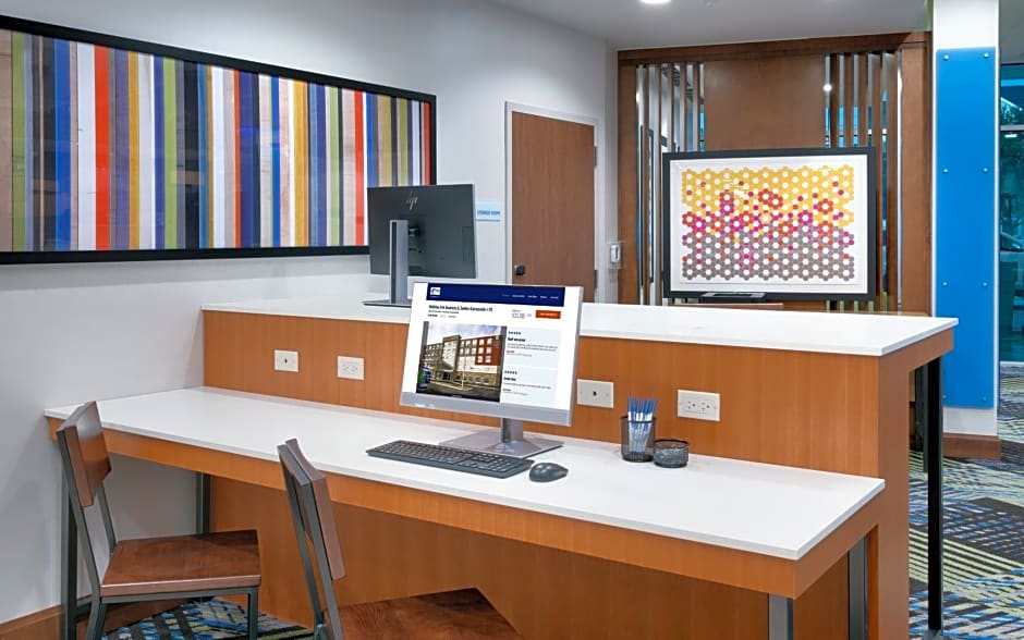 Holiday Inn Express & Suites - Gainesville I-75, an IHG Hotel