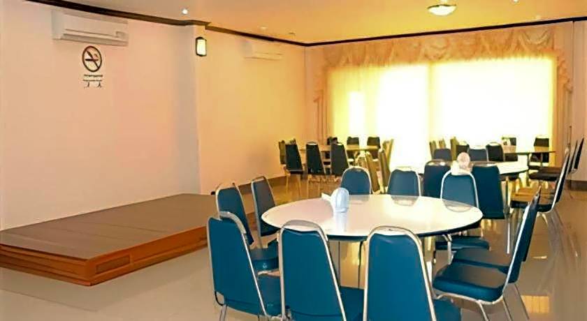 Chaleunehoung Hotel
